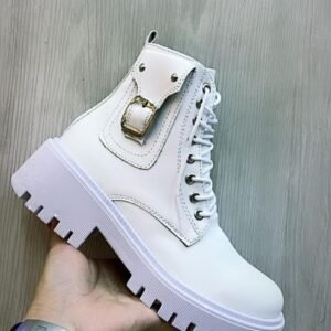 NAZAREHT BLANCA