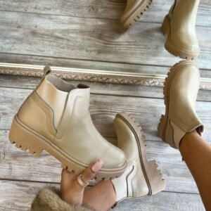 Botines pinky camel suela plana